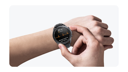 3 Version Samsung Galaxy Watch 123 Un téléphone qui s'adapte à votre poignet avec une excellente qualité d'appel et des notifications
